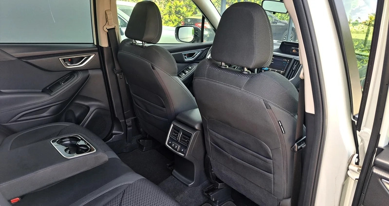 Subaru Forester cena 119700 przebieg: 40300, rok produkcji 2019 z Wąchock małe 172